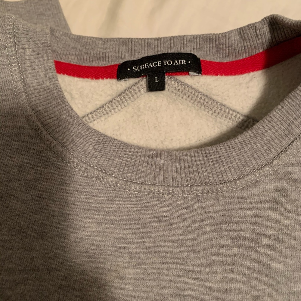 Surface to Air - Grey Sweatshirt - Large - Picture 4 of 5